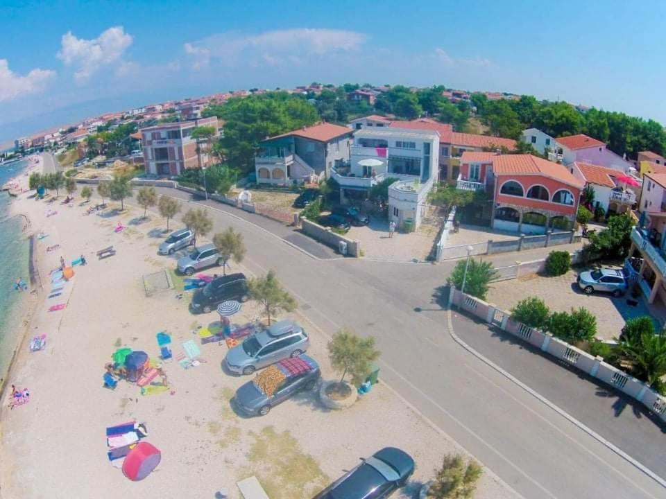 Apartments Kovac Vir Eksteriør bilde